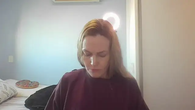 Snapshot of Annylove1 chatting on June 18, 2026, 10:52 am Annylove1 online show from June 18, 2026, 10:52 am