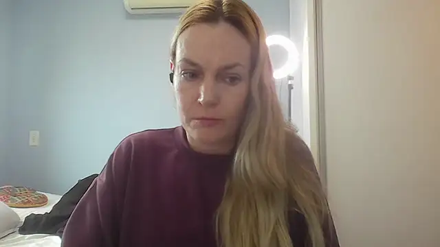 Snapshot of Annylove1 chatting on July 9, 2026, 10:52 am Annylove1 online show from July 9, 2026, 10:52 am