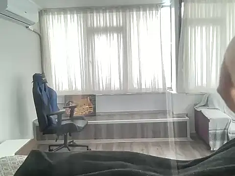 Snapshot of ALPHANDRE chatting on March 16, 2025, 12:44 pm ALPHANDRE online show from March 16, 2025, 12:44 pm