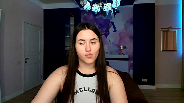 Roxie Bradley online show from January 29, 2025, 7:36 am