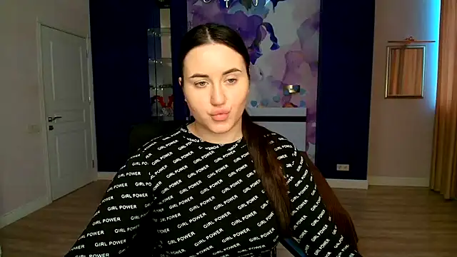 Roxie Bradley online show from January 31, 2025, 7:39 am