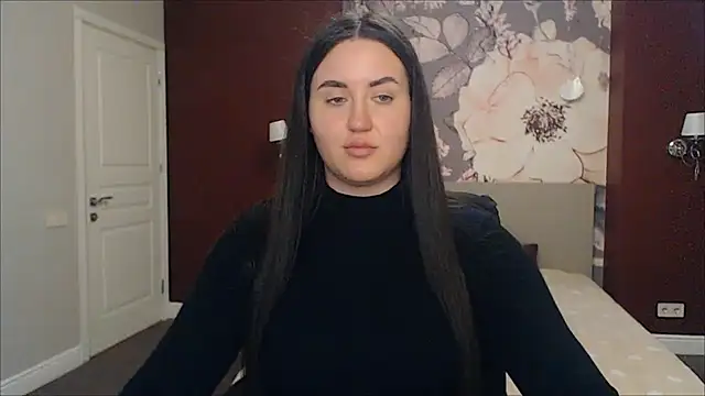 Roxie Bradley online show from February 20, 2025, 12:57 pm