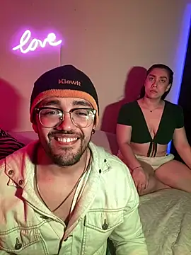 Im sophiie online show from February 10, 2025, 8:53 am