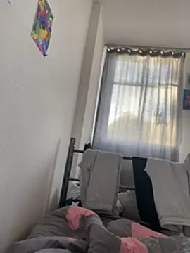 LoveNBloom online show from May 28, 2026, 4:54 am