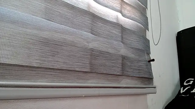 Snapshot of VIOLETTA-HOT chatting on January 16, 2025, 1:25 pm VIOLETTA-HOT online show from January 16, 2025, 1:25 pm