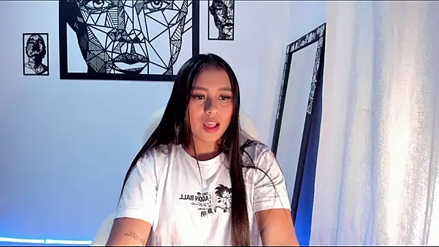 Snapshot of Ciara8 chatting on March 1, 2025, 2:48 am Ciara8 online show from March 1, 2025, 2:48 am