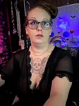 edgexchaos online show from April 28, 2026, 4:06 am