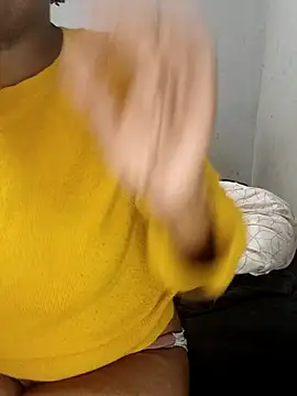 BeejayLoverxx online show from October 3, 2025, 8:39 pm