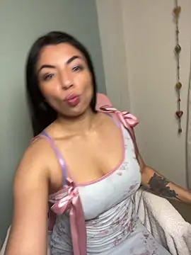 Miaparkerss  online show from April 25, 2026, 1:08 am