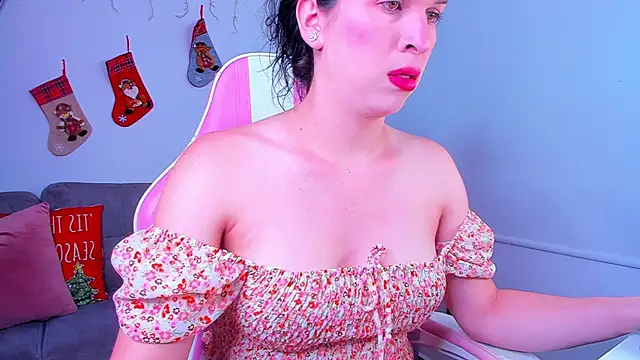 Snapshot of Ariana_f chatting on November 28, 2025, 5:04 pm Ariana f online show from November 28, 2025, 5:04 pm