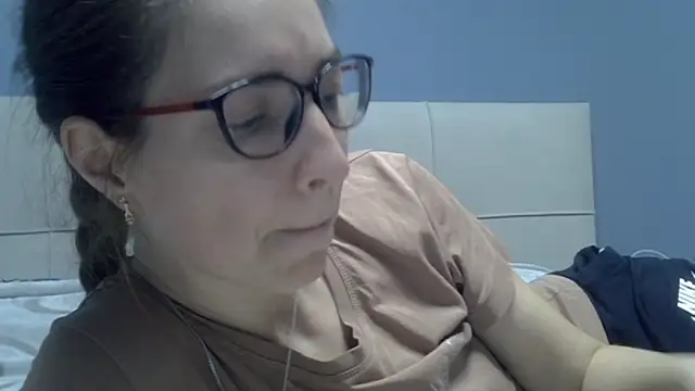 Ashleyspice online show from May 19, 2026, 10:54 am
