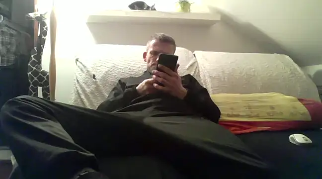 Cambitchboy online show from January 31, 2025, 8:33 pm