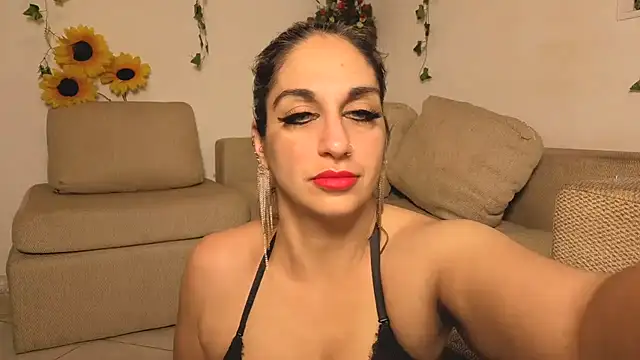 Bellydancerhot online show from May 7, 2026, 5:35 am