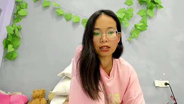loveley jenny online show from March 25, 2026, 6:41 am