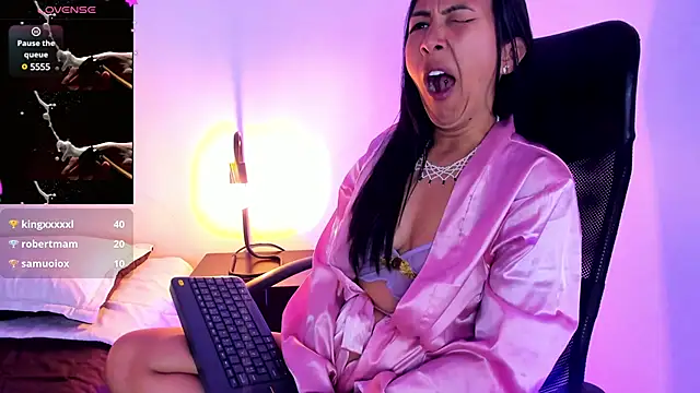 Snapshot of Tracy_lambo chatting on January 14, 2025, 7:17 am Tracy lambo online show from January 14, 2025, 7:17 am