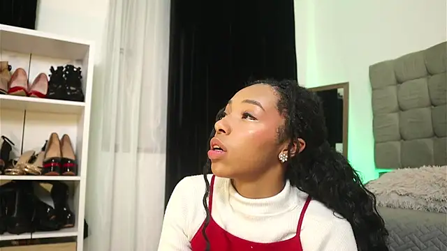 Snapshot of Valeriestyle chatting on January 31, 2025, 7:29 am Valeriestyle online show from January 31, 2025, 7:29 am