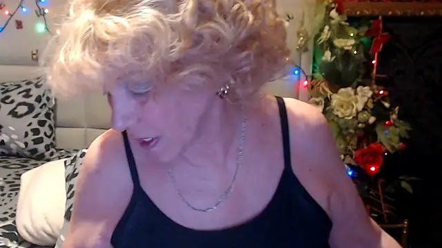 HappyWomanOn online show from April 27, 2026, 9:18 am