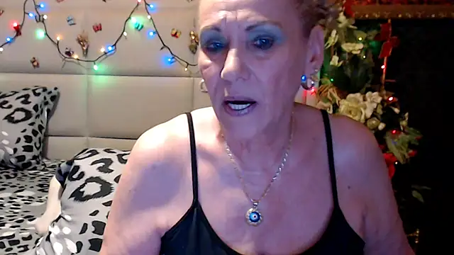 Snapshot of HappyWomanOn chatting on July 20, 2026, 10:39 am HappyWomanOn online show from July 20, 2026, 10:39 am