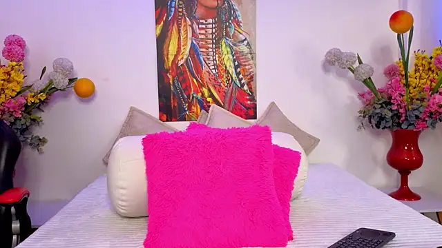 Marianaa Lopezz online show from November 17, 2025, 12:55 pm