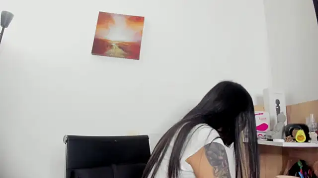 Snapshot of nia__white chatting on June 6, 2026, 2:27 am nia white online show from June 6, 2026, 2:27 am
