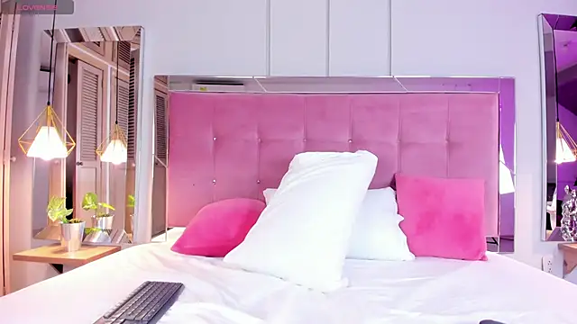 Ahincale online show from February 10, 2025, 8:00 pm