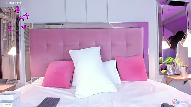 Ahincale online show from March 7, 2025, 7:49 pm