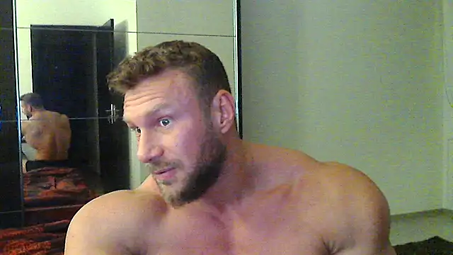 Snapshot of muscularkevin chatting on December 4, 2024, 5:05 am muscularkevin online show from December 4, 2024, 5:05 am