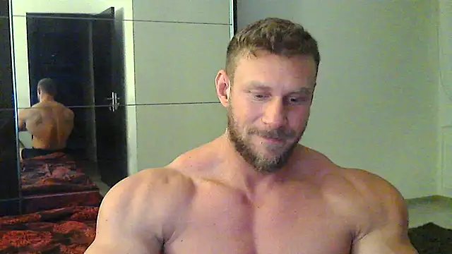 Snapshot of muscularkevin chatting on December 4, 2024, 2:15 pm muscularkevin online show from December 4, 2024, 2:15 pm