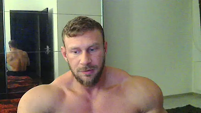 Snapshot of muscularkevin chatting on December 5, 2024, 2:22 pm muscularkevin online show from December 5, 2024, 2:22 pm