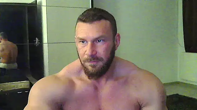muscularkevin online show from March 20, 2026, 4:39 am