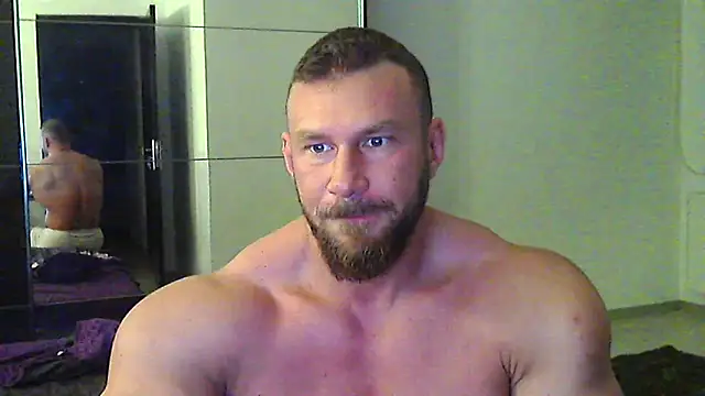 muscularkevin online show from May 2, 2026, 3:33 am