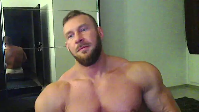 Snapshot of muscularkevin chatting on May 23, 2026, 3:23 am muscularkevin online show from May 23, 2026, 3:23 am
