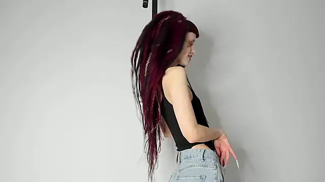 Snapshot of FlowerOfSin2001 chatting on February 24, 2025, 7:09 pm FlowerOfSin2001 online show from February 24, 2025, 7:09 pm