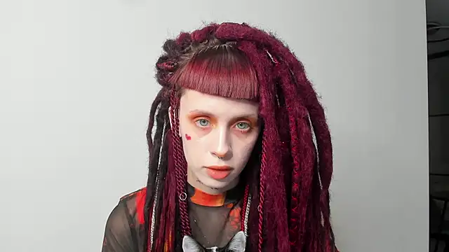 Snapshot of FlowerOfSin2001 chatting on March 2, 2025, 3:27 pm FlowerOfSin2001 online show from March 2, 2025, 3:27 pm