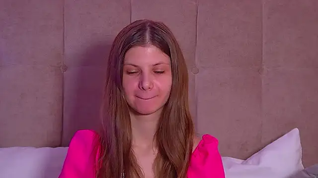 Snapshot of AudreyBarlow chatting on March 1, 2025, 9:29 am AudreyBarlow online show from March 1, 2025, 9:29 am