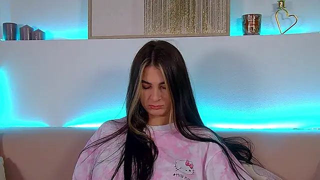 Snapshot of RachelSimpson chatting on March 3, 2025, 12:37 am RachelSimpson online show from March 3, 2025, 12:37 am