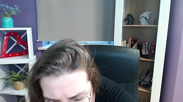 Zoey Erotic online show from February 21, 2025, 7:23 am