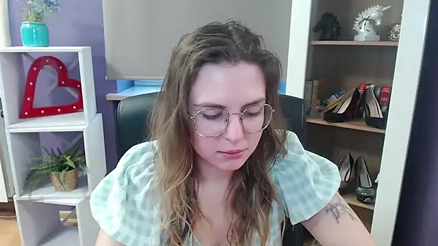 Zoey Erotic online show from March 17, 2025, 6:18 am