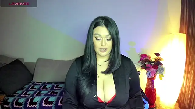 Snapshot of Laura_sinner chatting on March 3, 2025, 11:24 pm Laura sinner online show from March 3, 2025, 11:24 pm