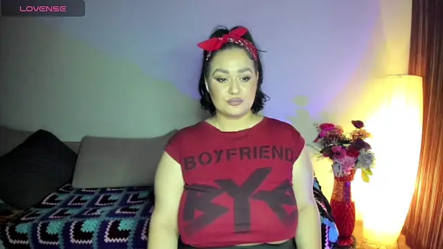 Snapshot of Laura_sinner chatting on March 8, 2025, 7:53 pm Laura sinner online show from March 8, 2025, 7:53 pm