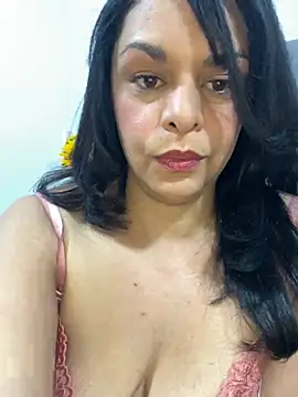 Snapshot of Kataliina chatting on January 12, 2026, 3:28 pm Kataliina online show from January 12, 2026, 3:28 pm