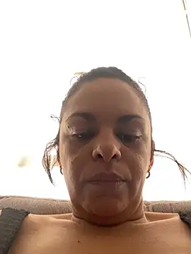 Snapshot of Kataliina chatting on February 15, 2026, 3:31 pm Kataliina online show from February 15, 2026, 3:31 pm