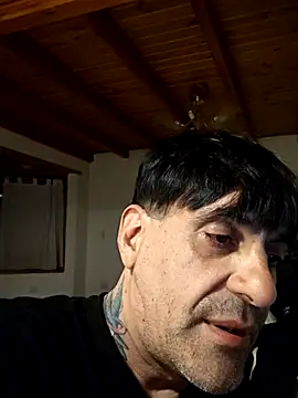 Elnonoykeila77 online show from September 9, 2025, 11:48 pm