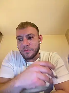 Weestud94 online show from February 6, 2025, 4:58 pm