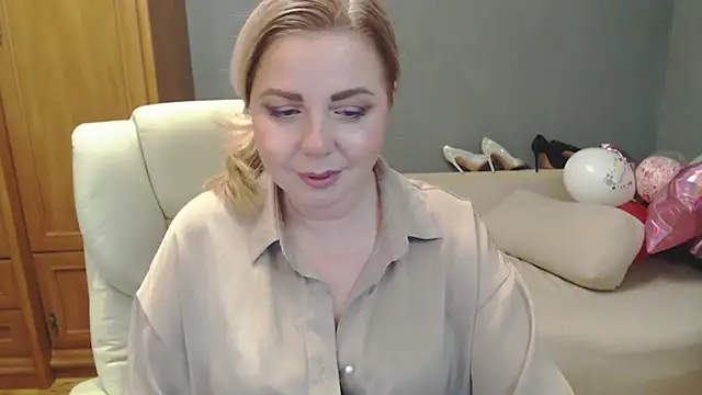 Snapshot of Cute_sun chatting on January 23, 2025, 11:36 pm Cute sun online show from January 23, 2025, 11:36 pm