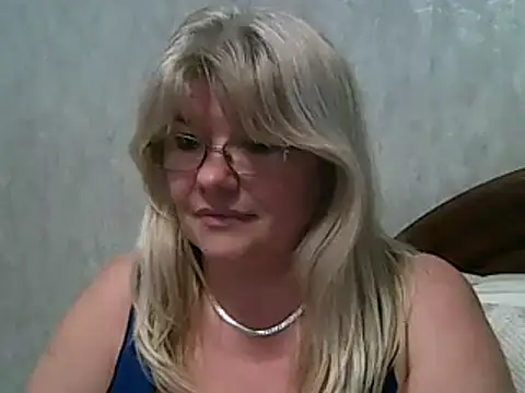 Snapshot of Diana_49 chatting on February 16, 2025, 3:05 pm Diana 49 online show from February 16, 2025, 3:05 pm