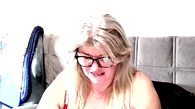 Diana 49 online show from March 3, 2026, 8:04 pm