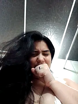 sex mia online show from March 9, 2026, 6:34 pm