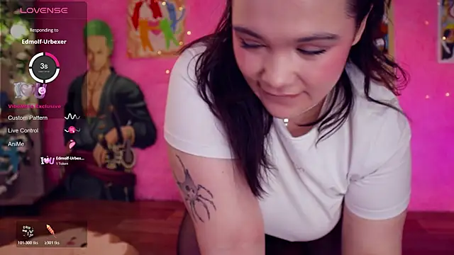 Snapshot of Chery_Lady22 chatting on October 28, 2025, 5:11 am Chery Lady22 online show from October 28, 2025, 5:11 am