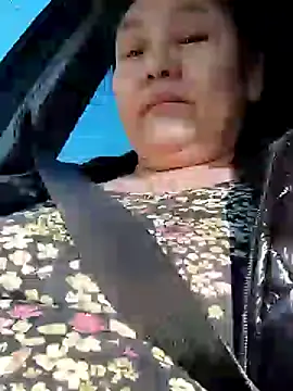 Snapshot of Zulfiya_Bruce chatting on March 9, 2025, 11:03 am Zulfiya Bruce online show from March 9, 2025, 11:03 am